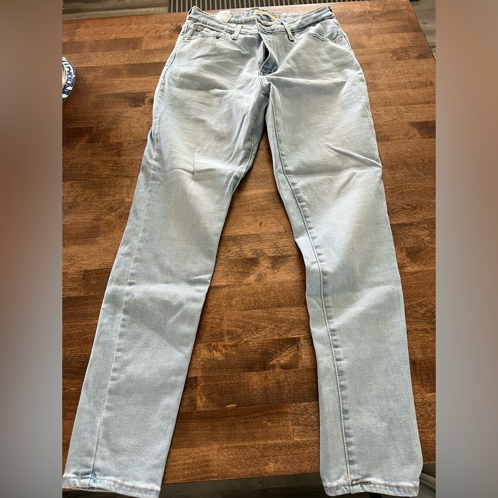 Women's Light Wash Jeans - Light Blue Denim